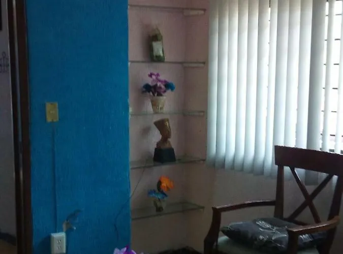 Departamento Privado De Huespedes Grijalva Apartment